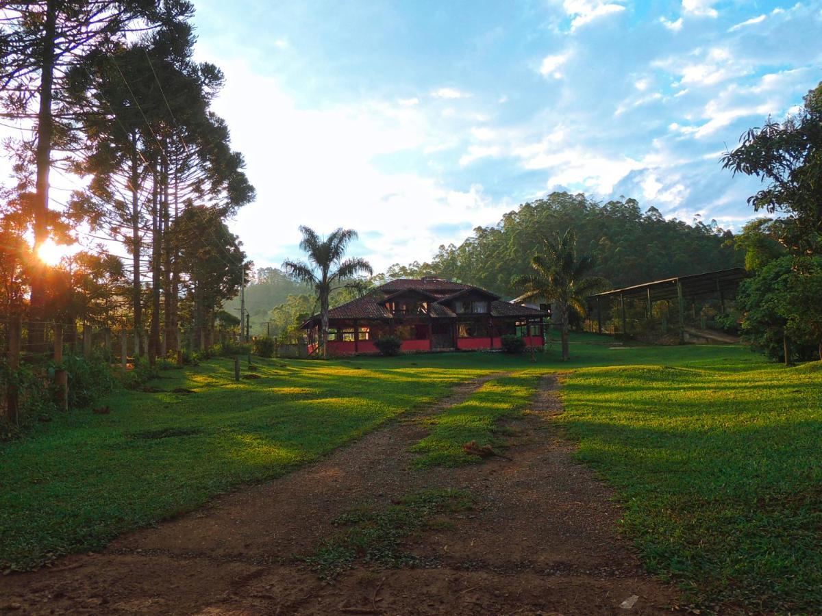 Pousada Vale Da Cachoeira Visconde De Maua Kültér fotó